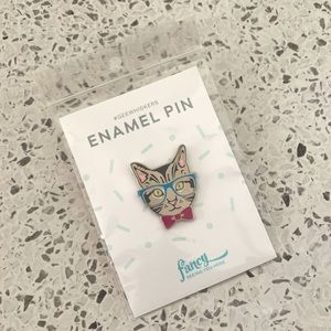 Cat w/ glasses enamel pin